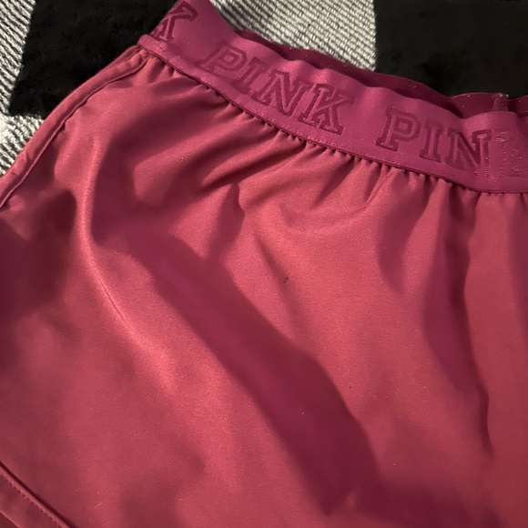 Shorts - Picture 3 of 3